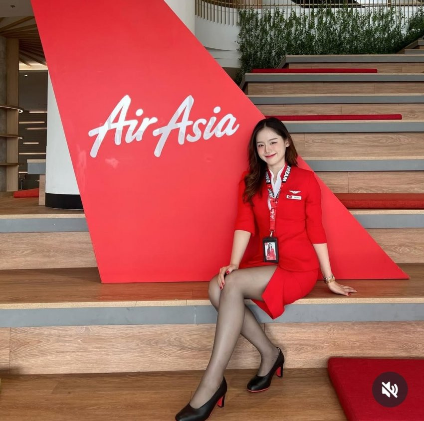 695fdb112d704_ 승무원.jpg